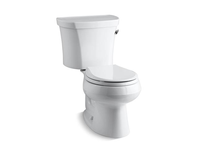 Wellworth® Two-piece round-front toilet, 1.28 gpf
